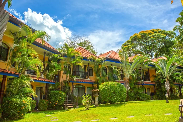 Garden hotel cuna del angel