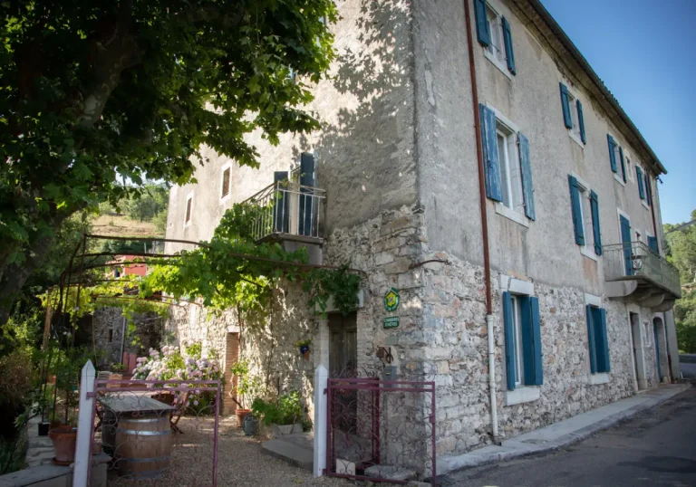 Façade du mas bouzigaud (3)