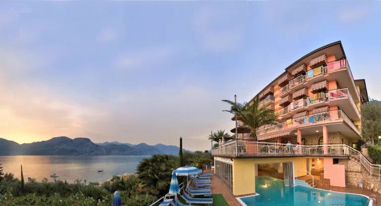Hotel eden lake garda view